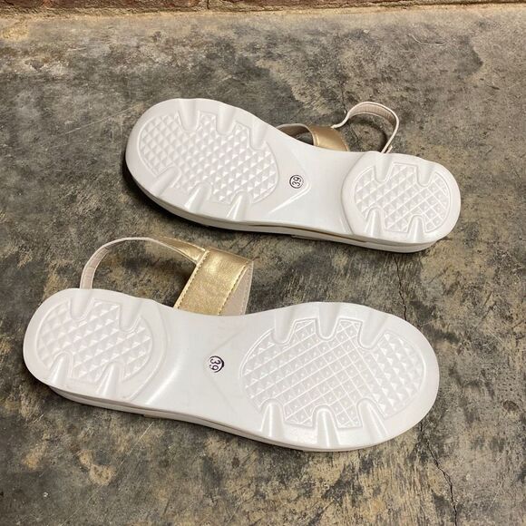 Gold Strapped Sandals Size 39 NEW - Picture 7 of 7